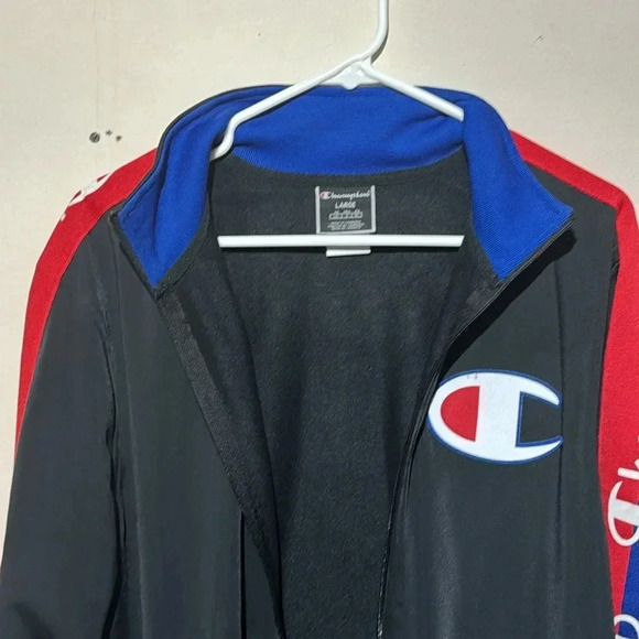 Champion Jacket - Picture 4 of 4
